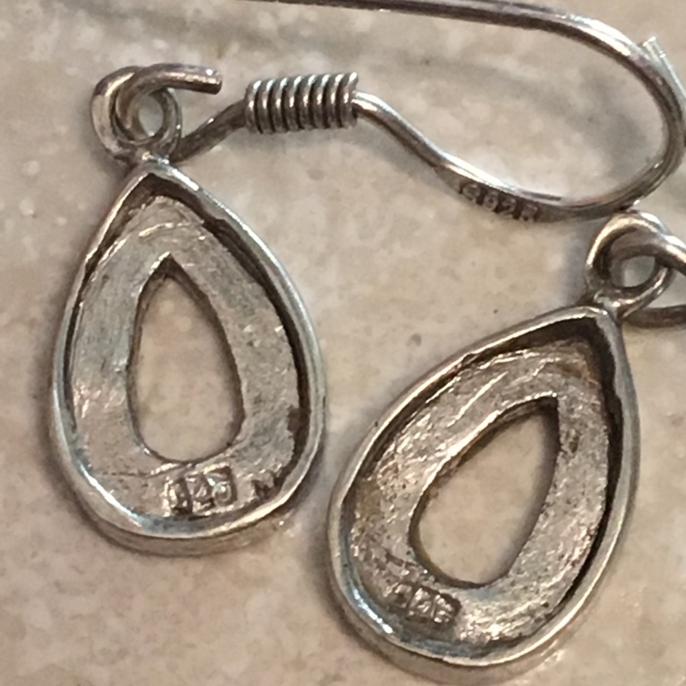 Stunning sterling silver and opal earrings! - Picture 4 of 6